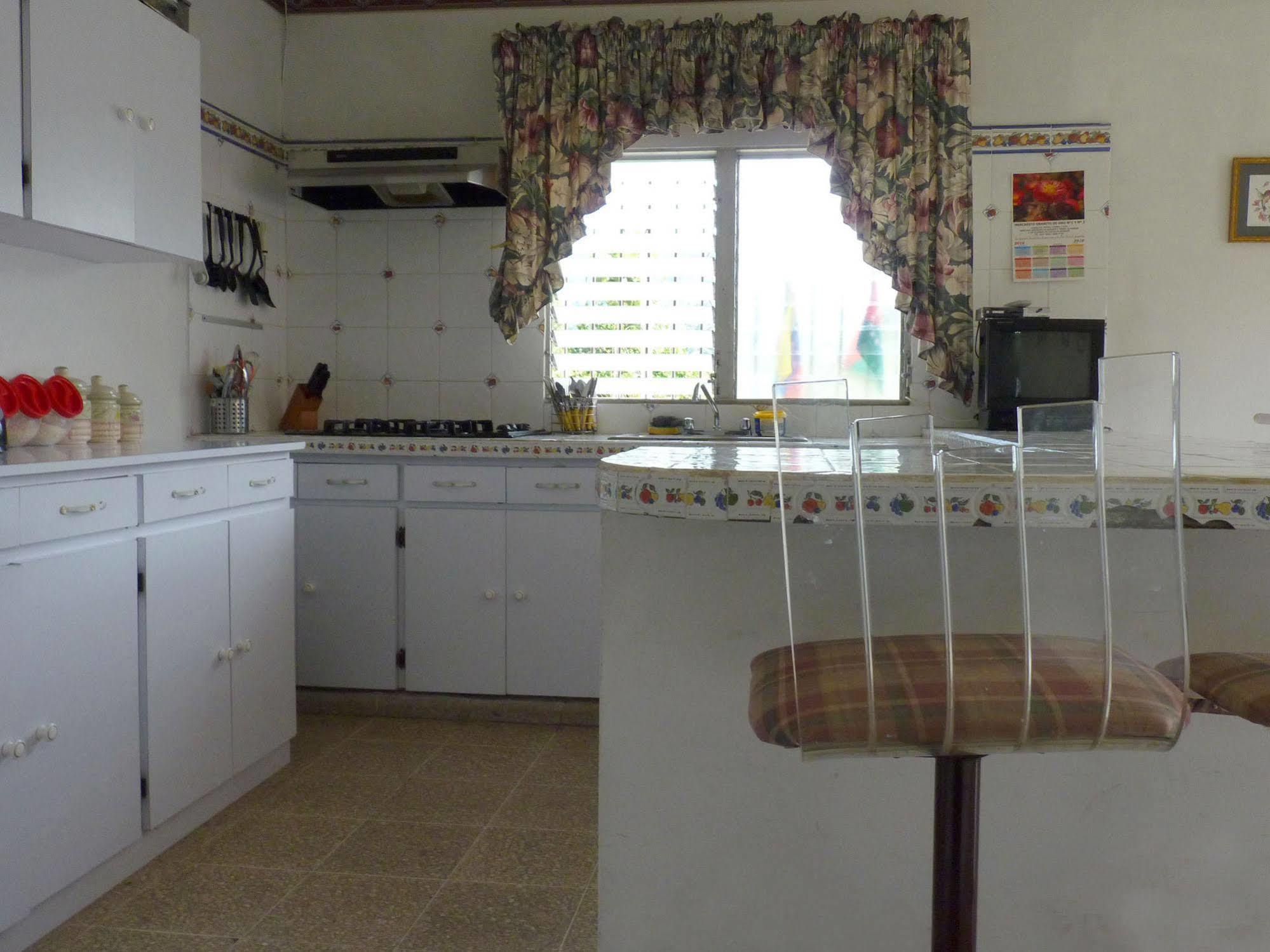 بوكيتي Autana Bed & Breakfast المظهر الخارجي الصورة