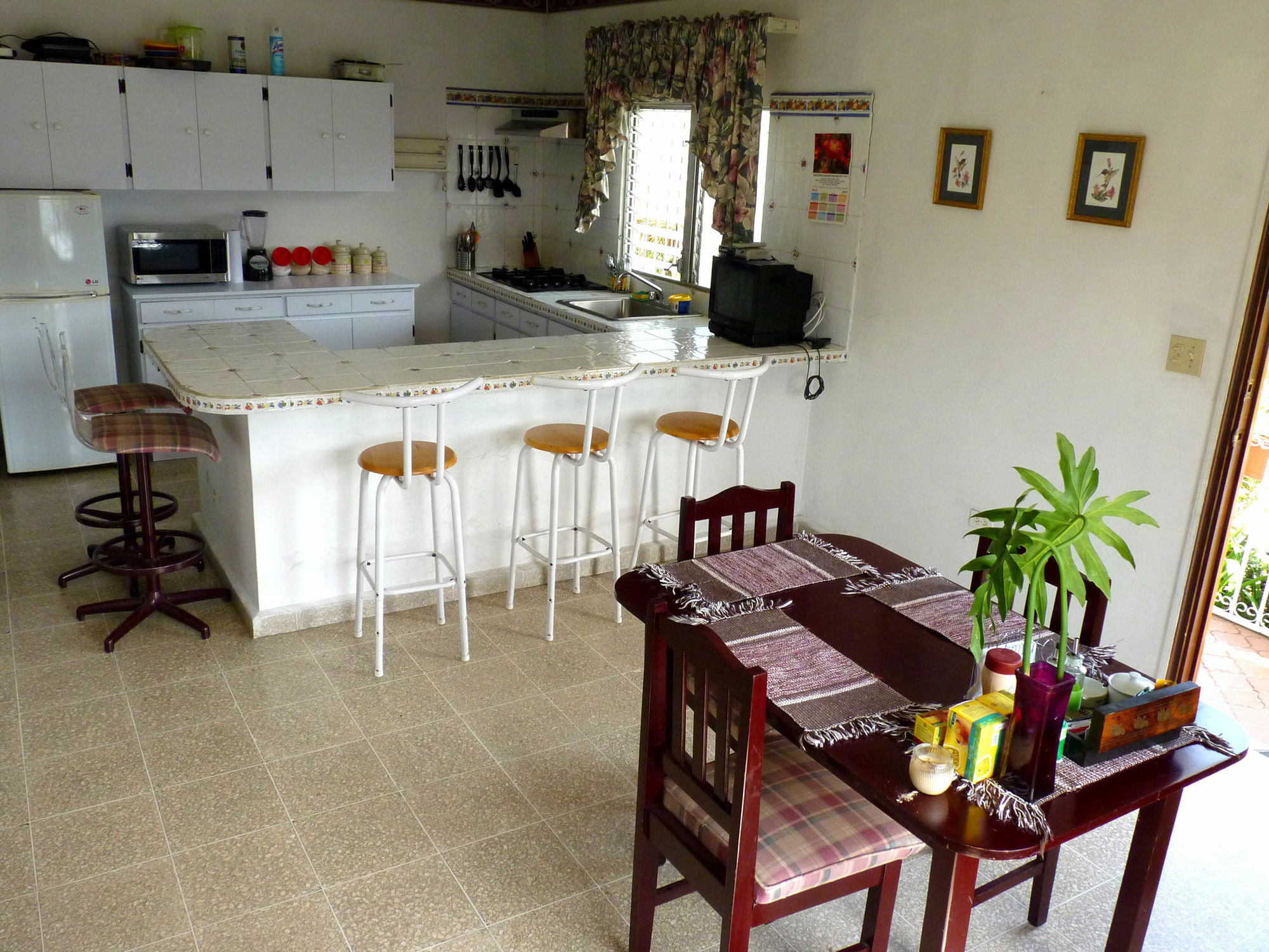 بوكيتي Autana Bed & Breakfast المظهر الخارجي الصورة